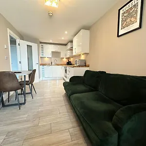 Flash Sale City Centre Seafront 1 Bedroom Flat Bn1gre01 Apartment